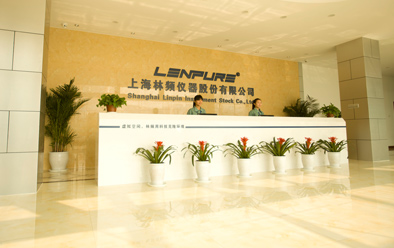 試驗(yàn)箱設(shè)備廠家 高低溫交變濕熱箱廠家